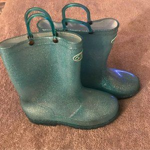 Size 1 outee rain boots heels light up